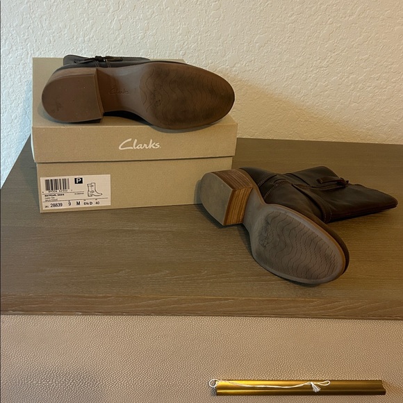 Clarks Dark Brown Leather Mid-Calf Boots - Picture 6 of 6